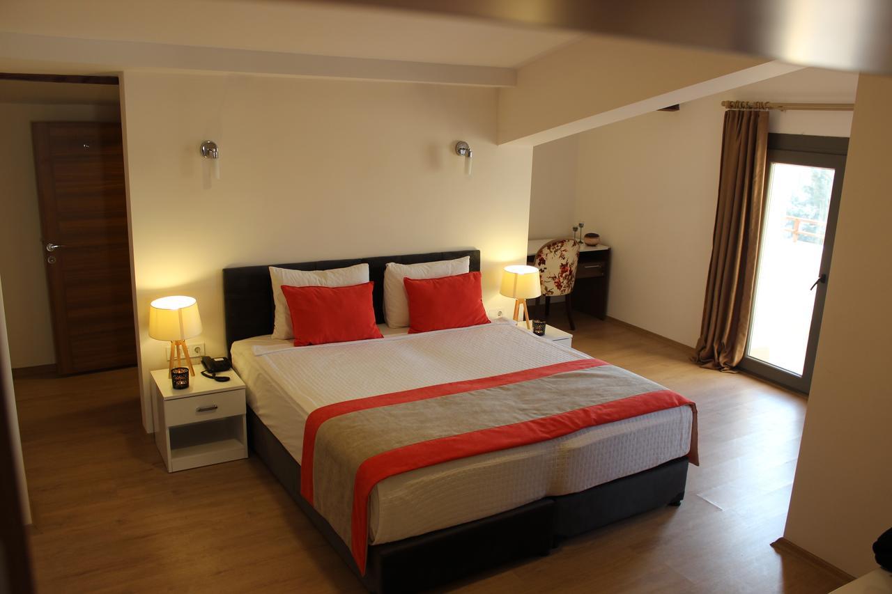 קוסדסי Imerhan Otel מראה חיצוני תמונה